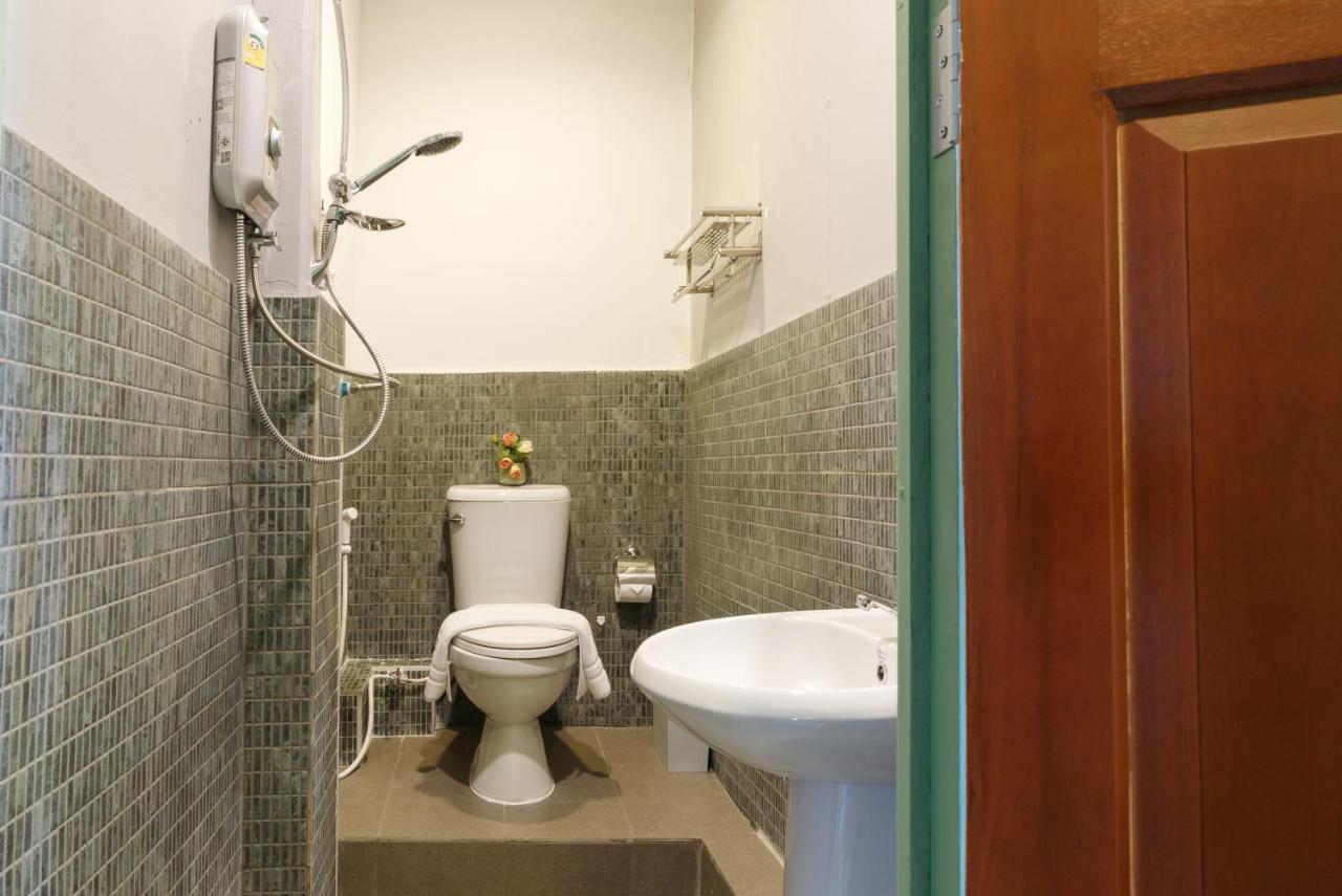 Hostel Ilili House Čiang Mai Exteriér fotografie